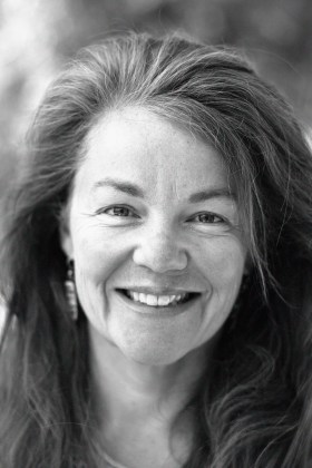 Cathleen Calkins Writer & Photographer